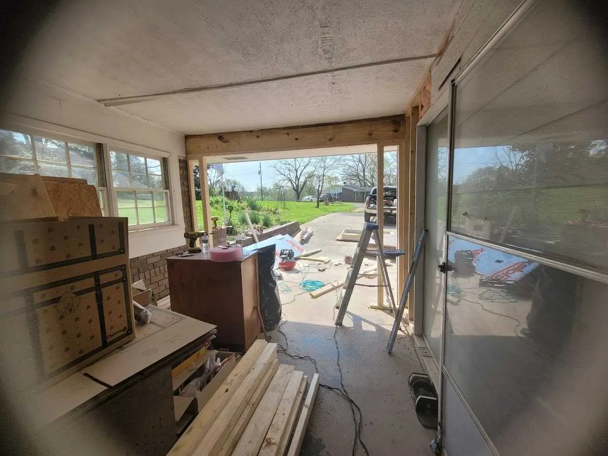 Air movers and dehumidifier for Drying & Dehumidification in Chillum